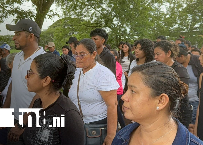 Foto: familia muere soterrada en Costa Rica/TN8