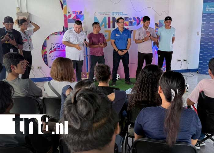 Foto: Ministerio de la Juventud promueven el futuro del arbitraje en los barrios/TN8