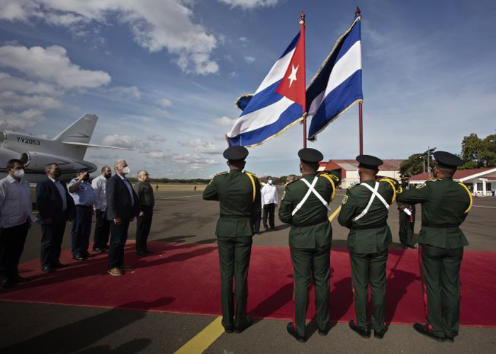 Foto: Díaz-Canel recibe al Comandante en Jefe del Ejército de Nicaragua /Cortesía