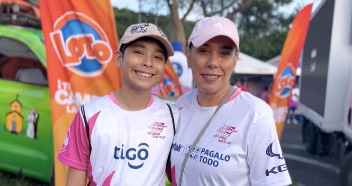 Foto: Loto en apoyo a la concientización sobre el cáncer de seno