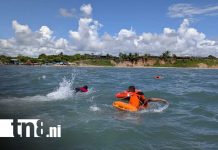 Bomberos Unidos realizan impactante rescate marítimo en Puerto Cabezas Foto: Ejercicio de rescate por el 46 aniversario del MINT en Bilwi / TN8