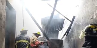 Foto: Vecinos y bomberos evitan tragedia en Managua /TN8