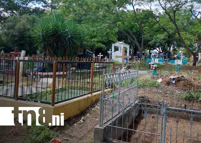Foto: Cementerios listos para el 2 de noviembre por todos los departamentos / TN8