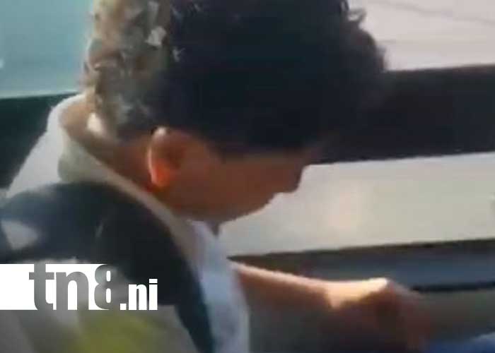 Foto: Agresión a un estudiante en un bus que viajaba hacia Managua / TN8