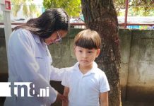 Foto: Feria de salud en el barrio Bóer, en Managua / TN8