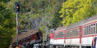 Foto: Choque frontal de trenes en Eslovaquia deja decenas de heridos /Cortesía