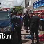 Sujeto fue amarrado y golpeado tras robar cartera a jovencita en Estelí Foto: Golpiza a un supuesto ladrón en Estelí / TN8