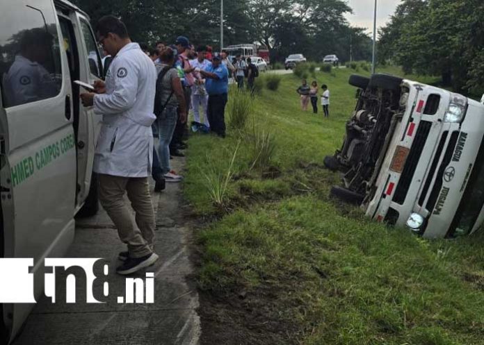 Foto: Accidente en carretera Juigalpa - Managua / TN8 Foto: Accidente en carretera Juigalpa - Managua / TN8