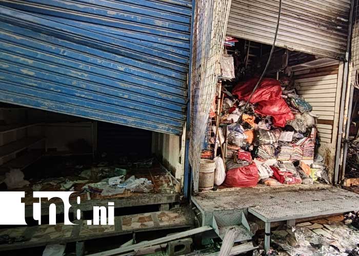 Foto: Afectaciones por incendio en el Mercado Oriental / TN8