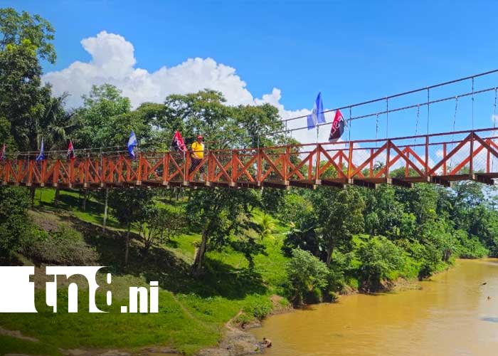 Foto: Importante nuevo puente en el Río Coco / TN8