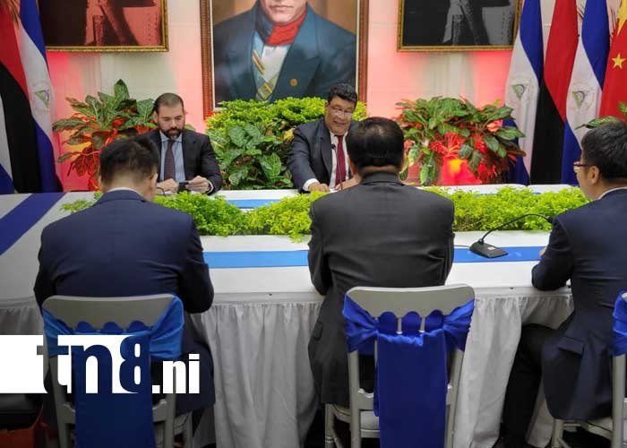 Foto: Reconocimiento especial al embajador de China en Nicaragua, Chen Xi / TN8