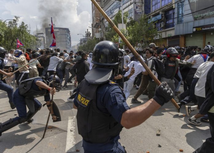 Foto: Camerún se sume en una rebelión de la generación Z /Cortesía Foto: Camerún se sume en una rebelión de la generación Z /Cortesía