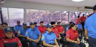 Foto: 26 bomberos fortalecen su preparación en incendios estructurales /TN8
