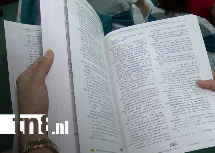 Foto: Lanzamiento de la Revista Ciencias de la Salud en la UAM / TN8