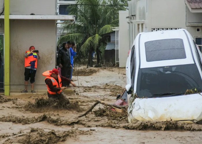 Foto: Las inundaciones dejan un rastro de muerte en Tailandia / Cortesía