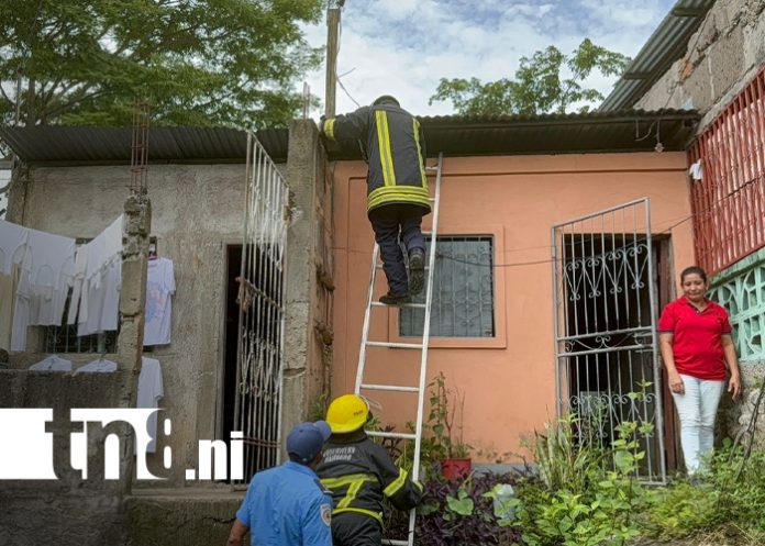 Foto: Vecinos unidos evitan que un incendio consuma hogar en Juigalpa/TN8