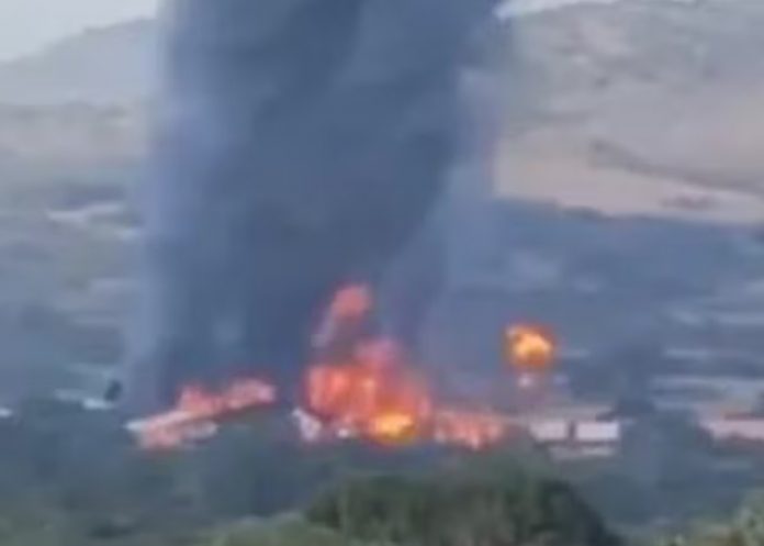 Foto: Pánico en México: tren cargado de alcohol descarrila y explota / Cortesía