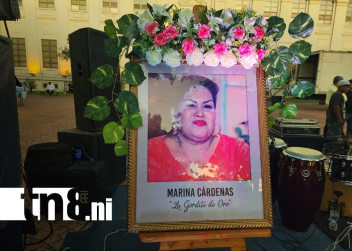 1 Foto: Homenajean a Marina Cárdenas “La Gordita de Oro” en su 11 aniversario de fallecida/TN8