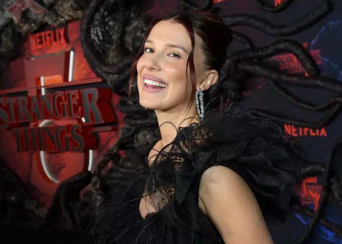 Foto: Millie Bobby Brown sobre el padrino de su hija /cortesía