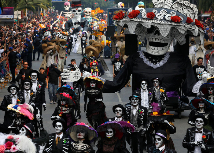 Foto: Multitudinaria fiesta de muertos en México / Cortesía