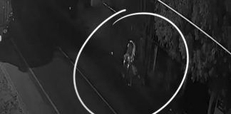Foto: Pantasma: un padre desentierra a su hijo fallecido/TN8