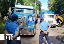 Bus impacta dos cabezales en La Ponzoña y deja dos pasajeras lesionadas en Río Blanco Foto: Bus impacta dos cabezales en La Ponzoña y deja dos pasajeras lesionadas en Río Blanco/TN8