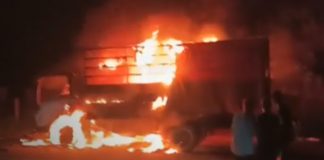 Foto: Niño muere atropellado y familia mata al conductor incendiando su camión en el Caribe Norte/TN8