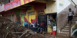 Foto: Luto y devastación en Haití / cortesía
