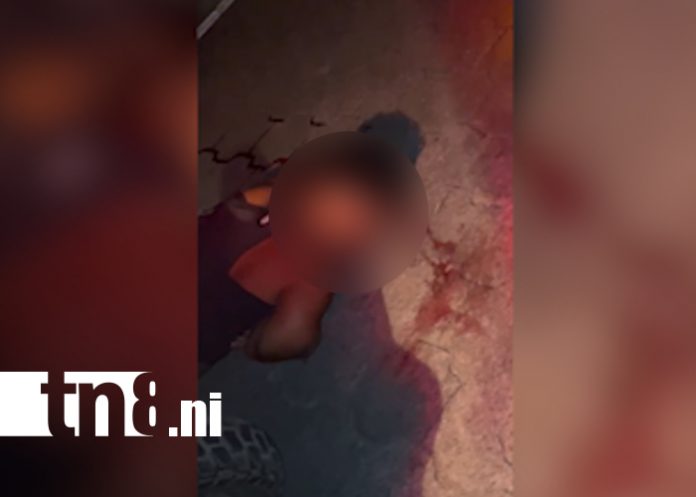 Foto: Motociclista muere al impactar violentamente con la parte trasera de un camión en Rivas/TN8