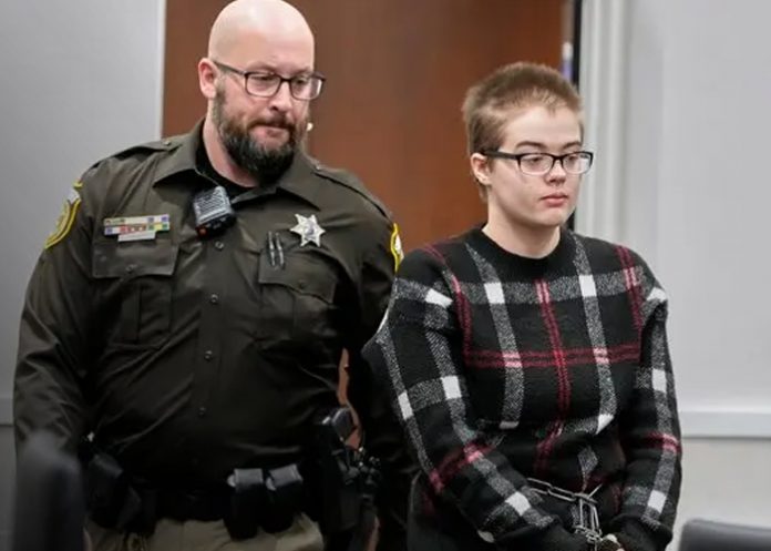 Foto:Fugitiva por el caso 'Slender Man' escapa de hogar en Madison /Cortesía