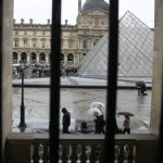 Foto: Cuatro sospechosos más caen por el golpe al Louvre/Cortesía