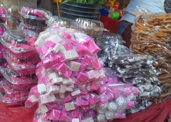 Foto: Mercados abastecidos de productos típicos de temporada/Cortesia