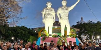 Foto: Diana, ofrendas y fervor en homenaje a Carlos Fonseca Amador / TN8