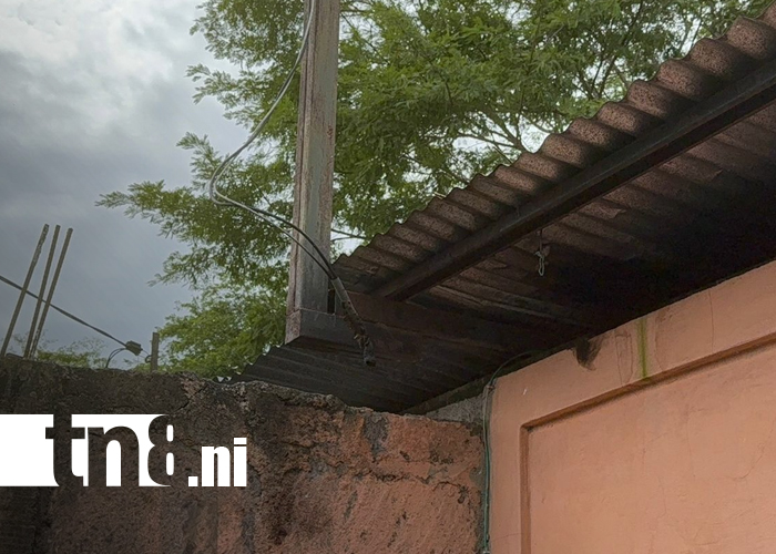 Foto: Vecinos unidos evitan que un incendio consuma hogar en Juigalpa/TN8