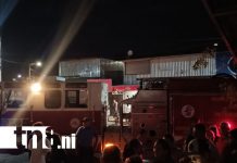 Incendio afecta varios tramos en el Mercadito de Ciudad Sandino Foto: Incendio en Ciudad Sandino destruye cuatro tramos del Mercadito/TN8