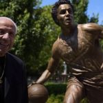 Muere Lenny Wilkens, leyenda neoyorquina y doble miembro del Salón de la Fama Foto: Lenny Wilkens, ícono eterno de la NBA, fallece a los 88 años/Cortesía