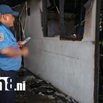 Foto: Salvan farmacia de quedar en cenizas en el barrio 8 de Marzo, Managua/TN8