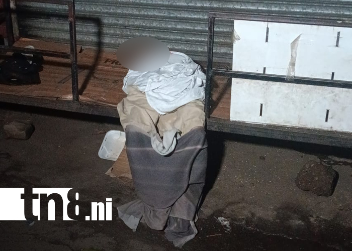 Foto: Fallece inhalador de pegamento en el sector de El Novillo del Mercado Oriental, Managua/TN8