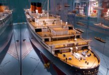 Foto: Subastarán lista original de pasajeros recuperada del Titanic/Cortesía