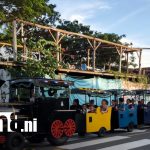 Foto: La avenida Bolívar y el puerto Salvador Allende se preparan para las fiestas de diciembre/TN8