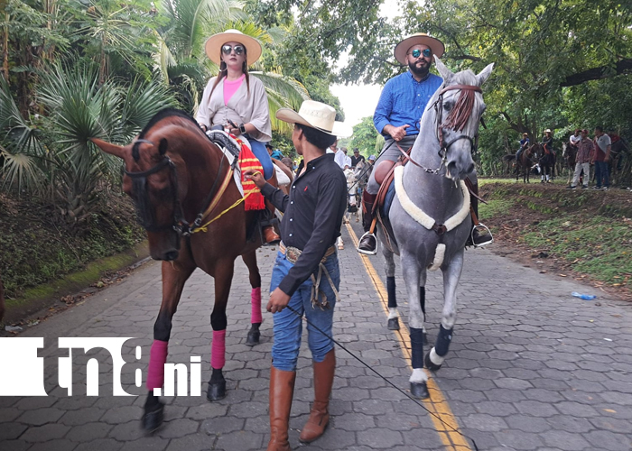 Foto: Caballistas de todo el país participan en la hípica de la Isla de Ometepe/TN8