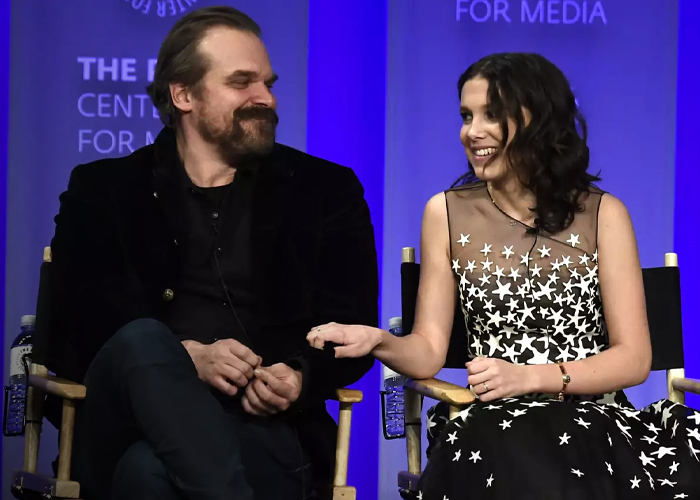 Foto: Millie Bobby Brown contra David Harbour /cortesía