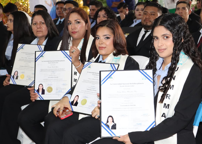 Foto: Más de 980 nuevos profesionales se gradúan en universidades públicas de Nicaragua/Cortesía
