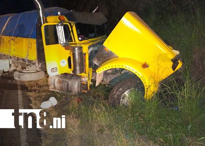 Foto: Madrugada de terror: dos cabezales chocan en Malpaisillo/TN8