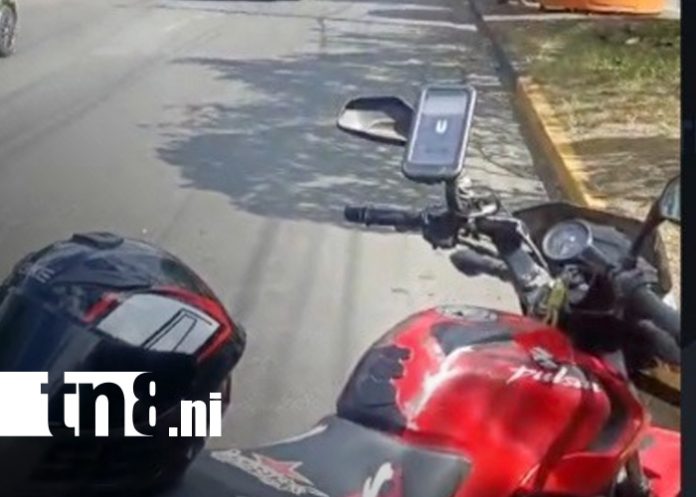 Foto: Impactante accidente en Waspán sur deja a joven con múltiples lesiones//TN8