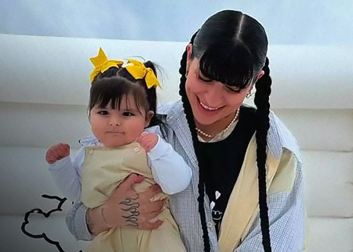 Foto: Cazzu y su hija Inti/cortesía 
