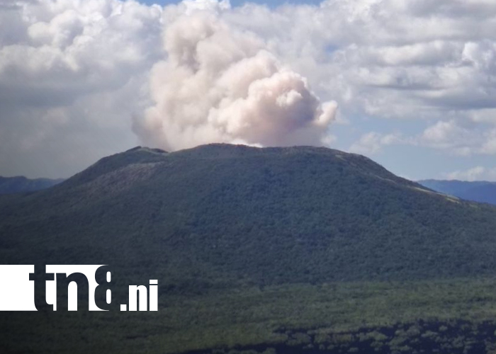 Foto: Explosión en cráter Santiago alerta a pobladores de Masaya y alrededores/TN8
