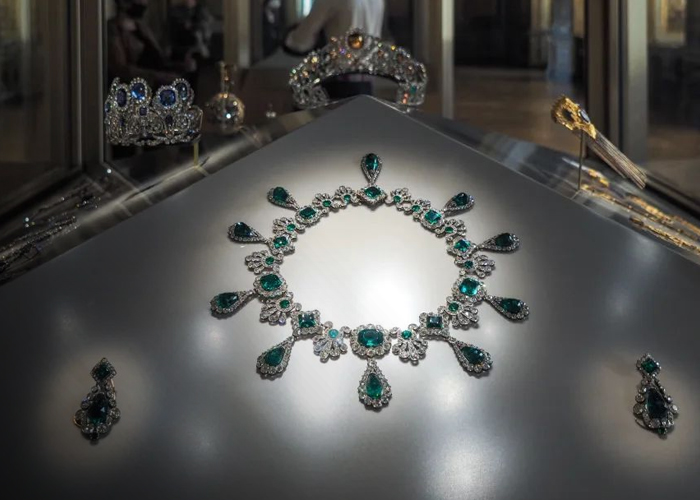 Foto: Francia busca respuestas tras el robo del Louvre /cortesía 