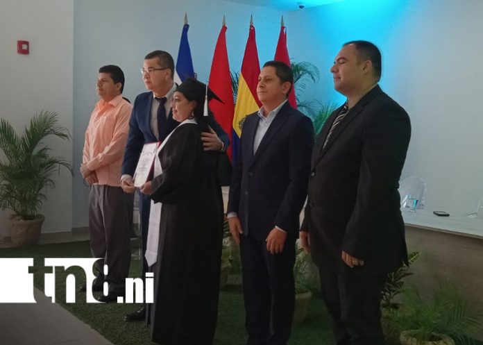 Foto: 37 docentes del MINED culminan maestría en educación inclusiva/TN8