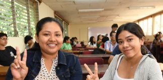 Foto: Más de 11 mil jóvenes inician clases en las Academias de Idiomas Brian Wilson/Cortesía